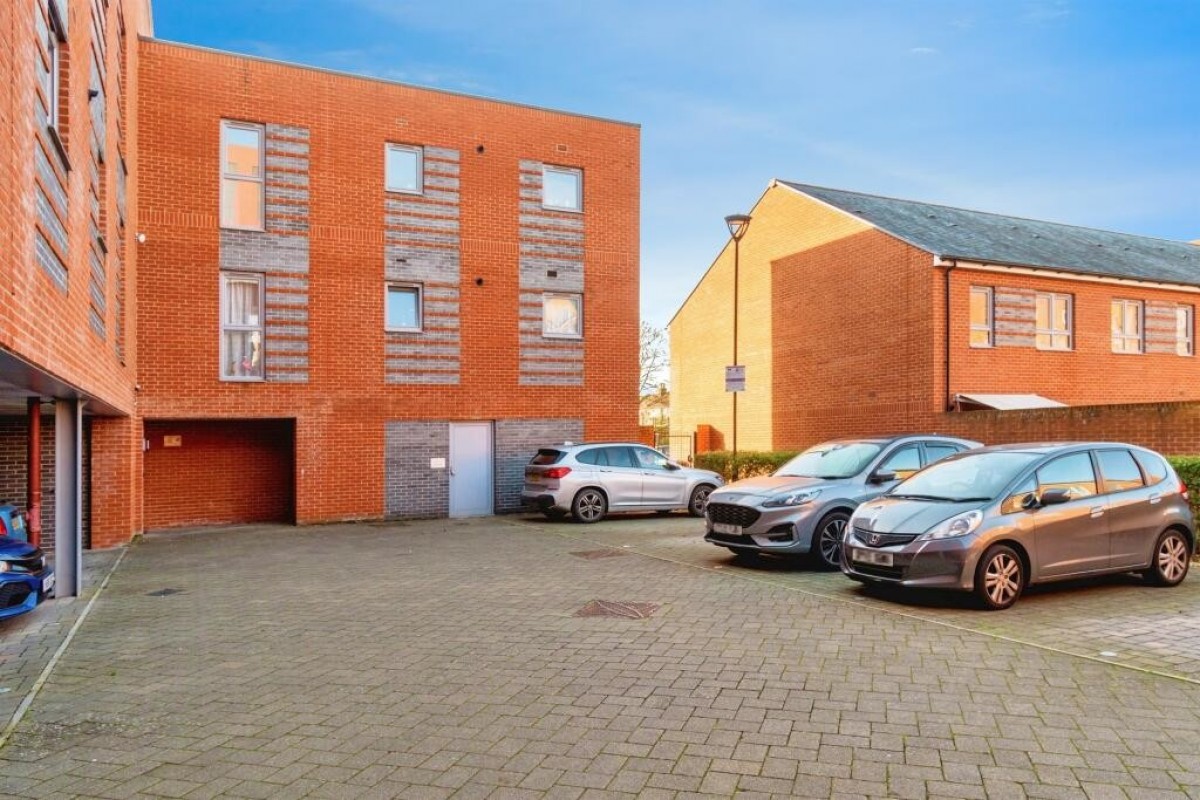 Hamilton House, Meridian Way