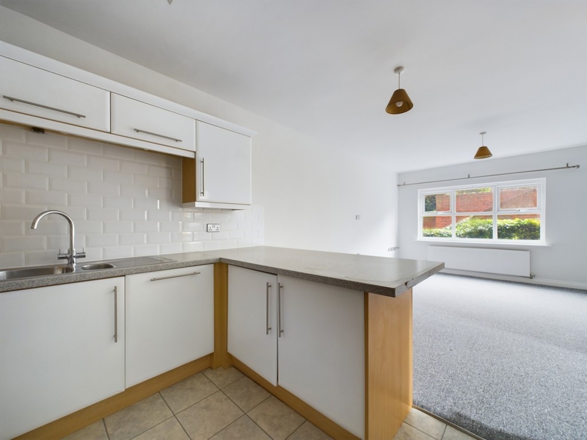 Moorgate View, Moorgate Road