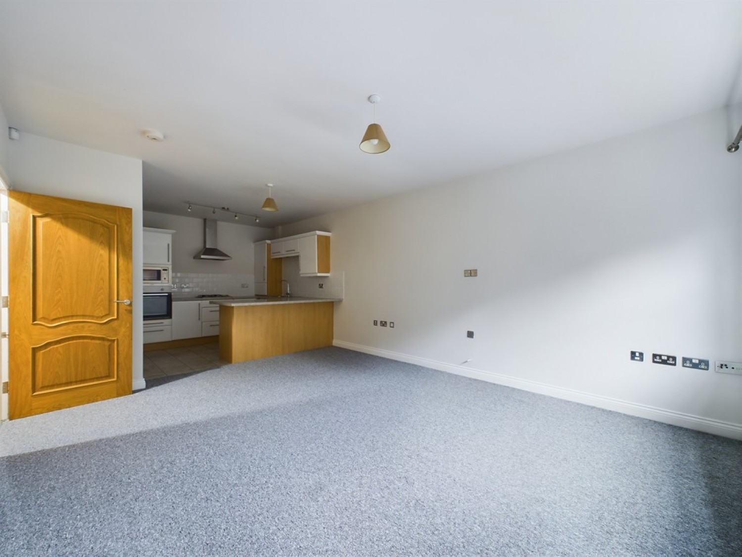 2 bedroom Flat for Letting Moorgate View, Moorgate Road