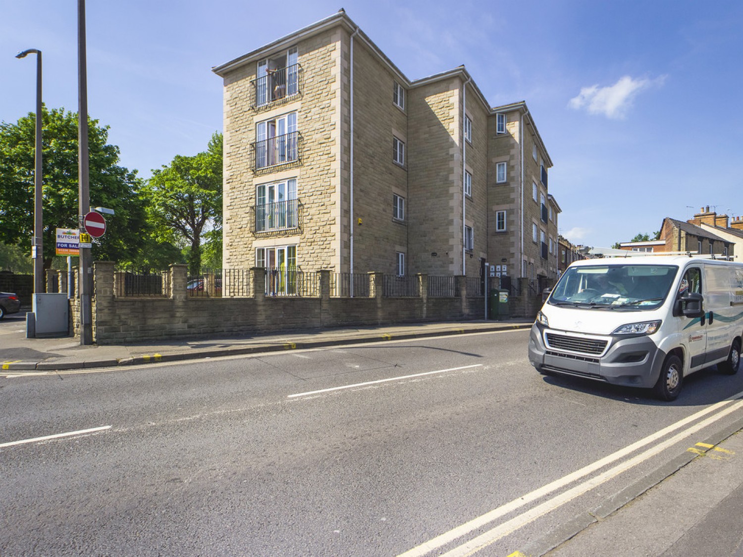 Junction House, Doncaster Road