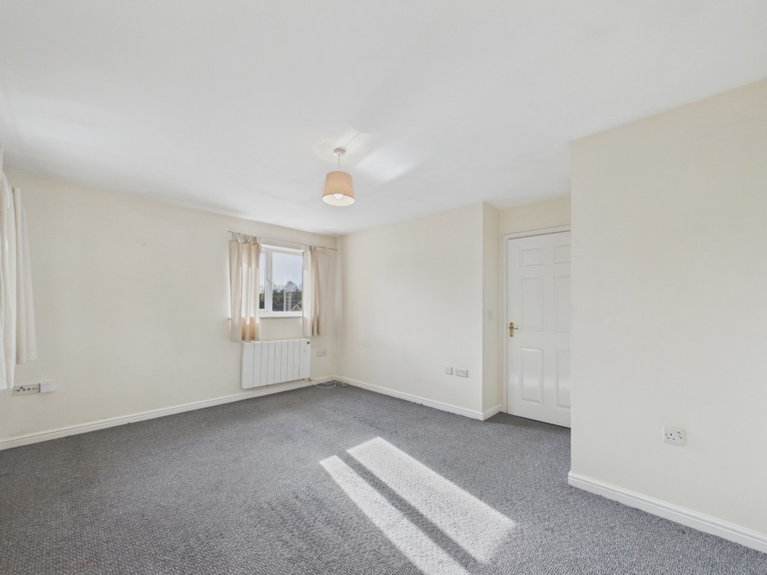 2 bedroom Flat for Letting Barclay Grange, Wain Avenue