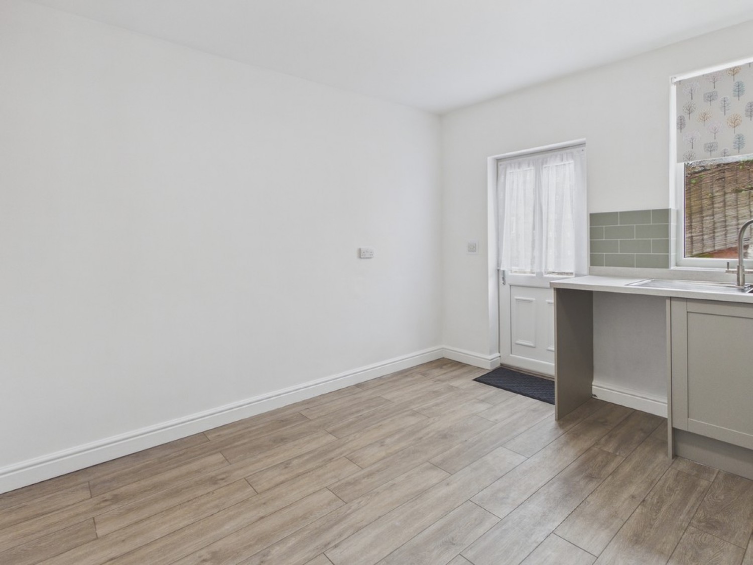 2 bedroom House for Letting Spencer Street, Newbold