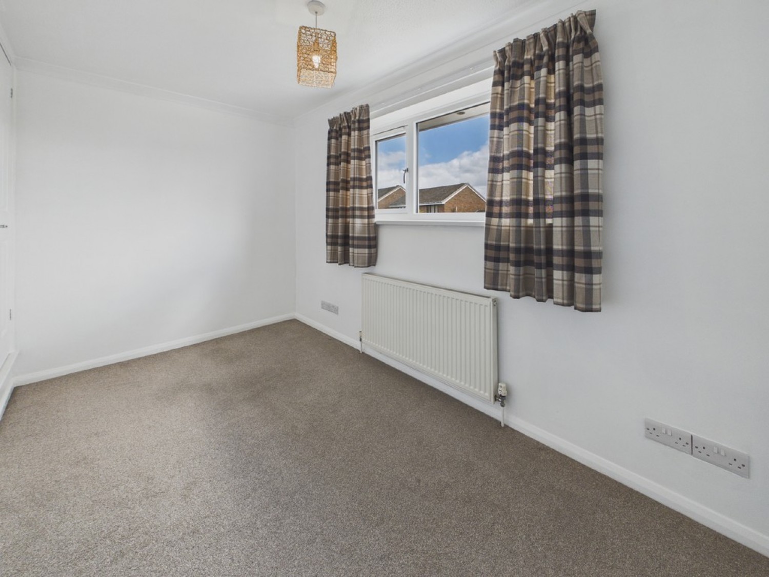 2 bedroom House for Letting Boulton Close, Linacre Woods