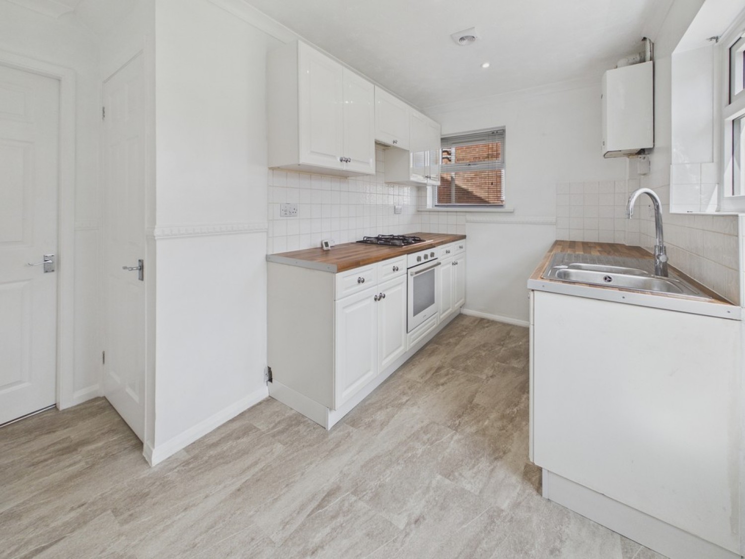 2 bedroom House for Letting Boulton Close, Linacre Woods