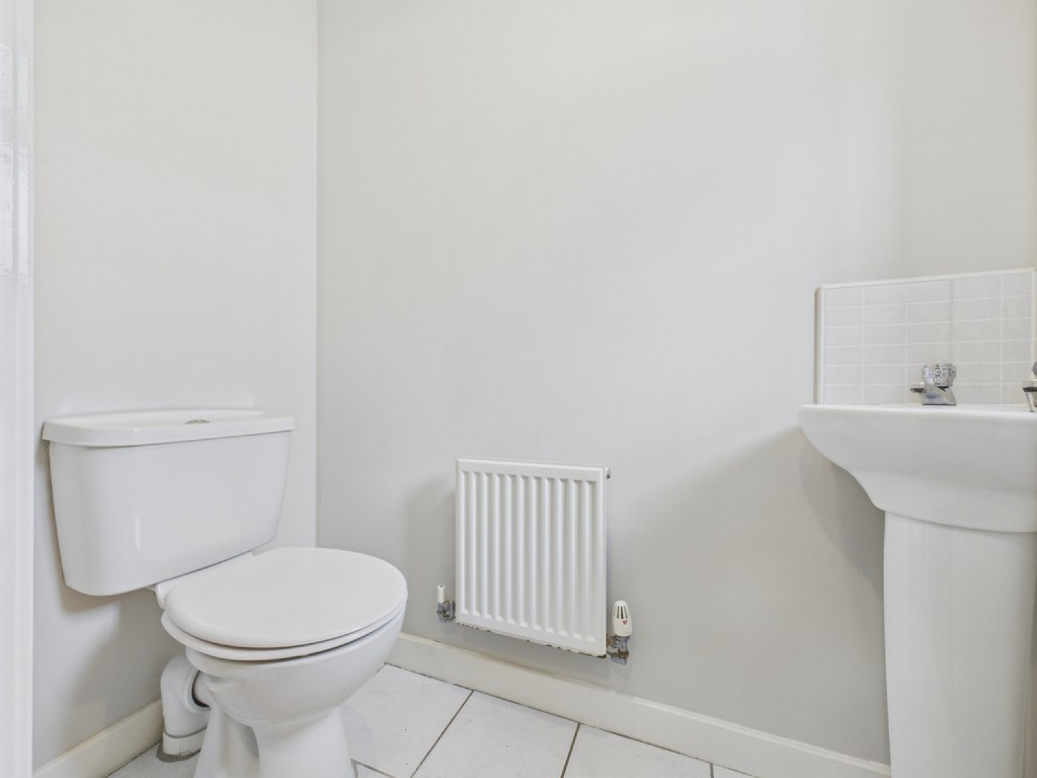 3 bedroom House for Letting Askew Way, Chesterfield