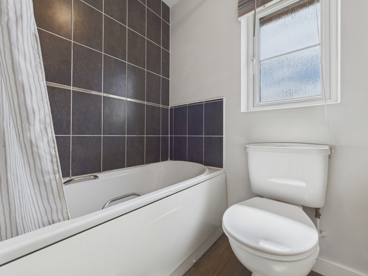 Askew Way, Chesterfield