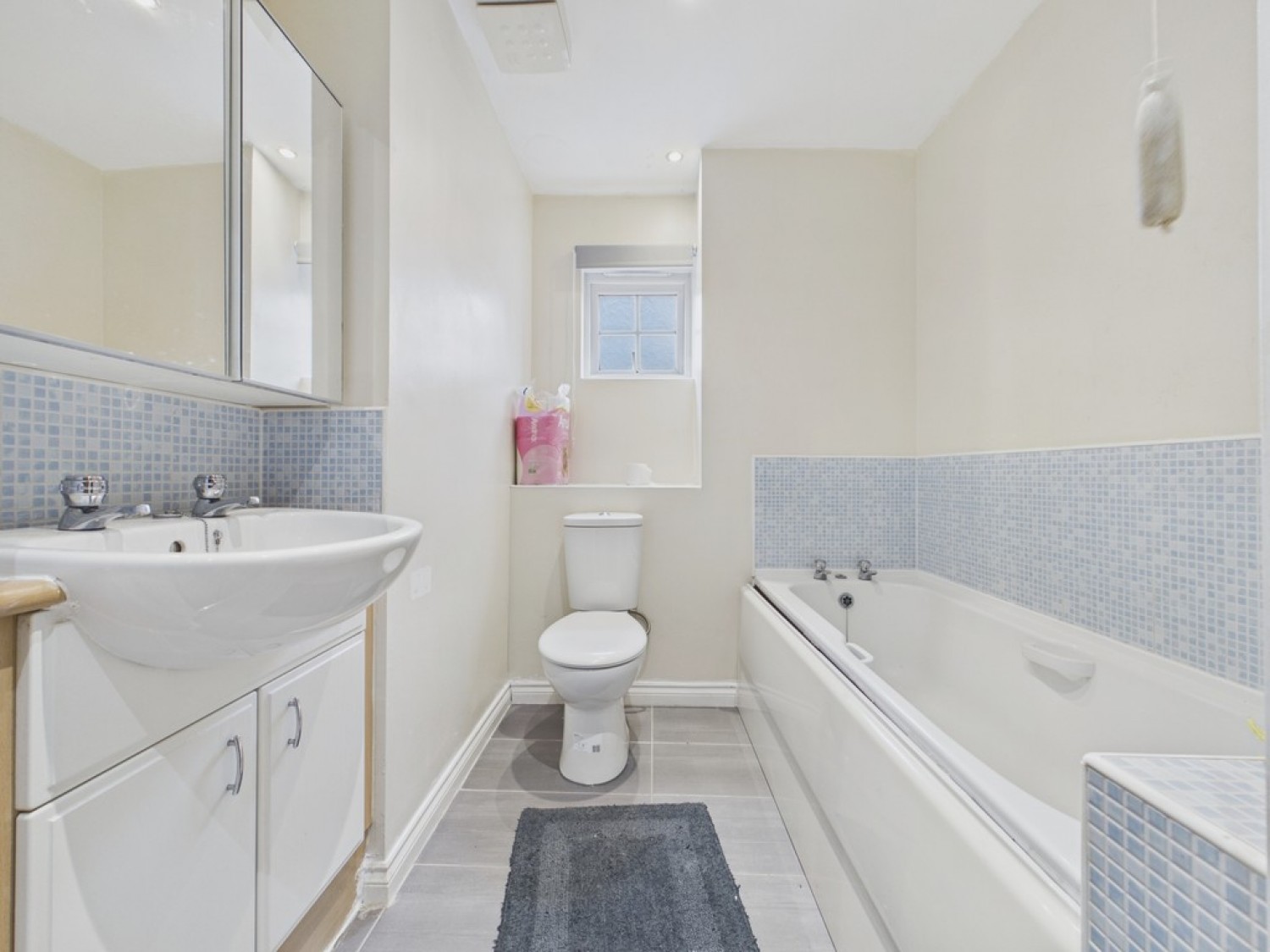 2 bedroom Flat for Letting Coniston House, Spinner Croft