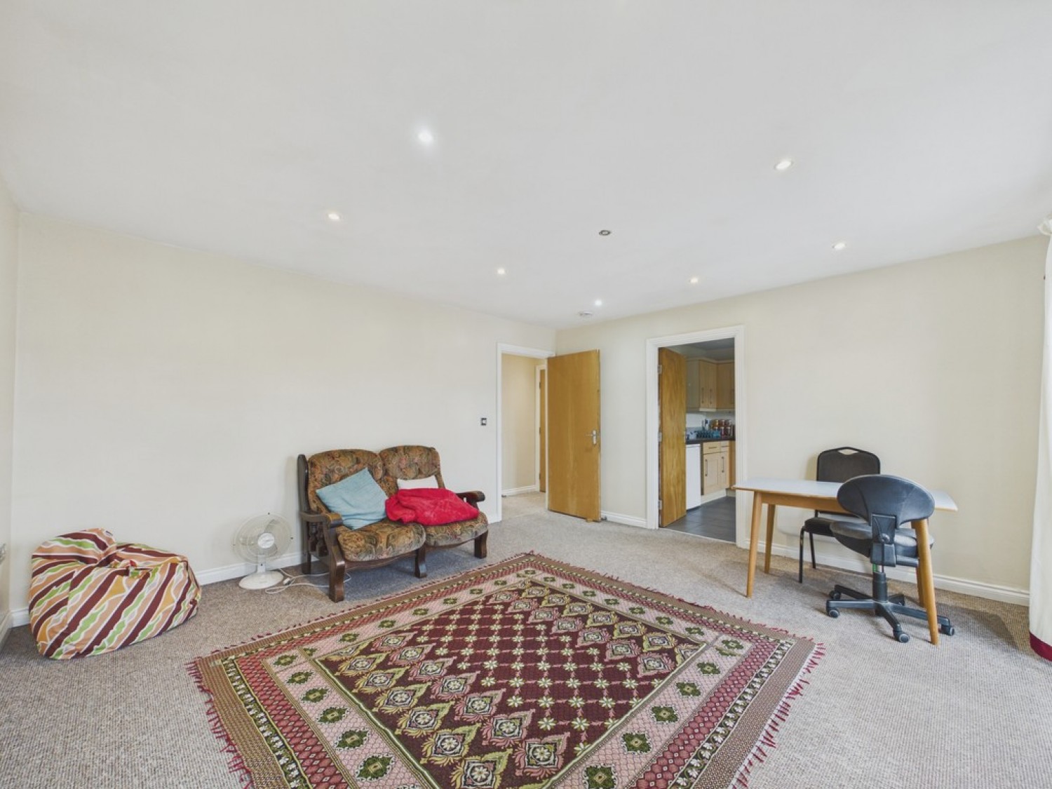 2 bedroom Flat for Letting Coniston House, Spinner Croft
