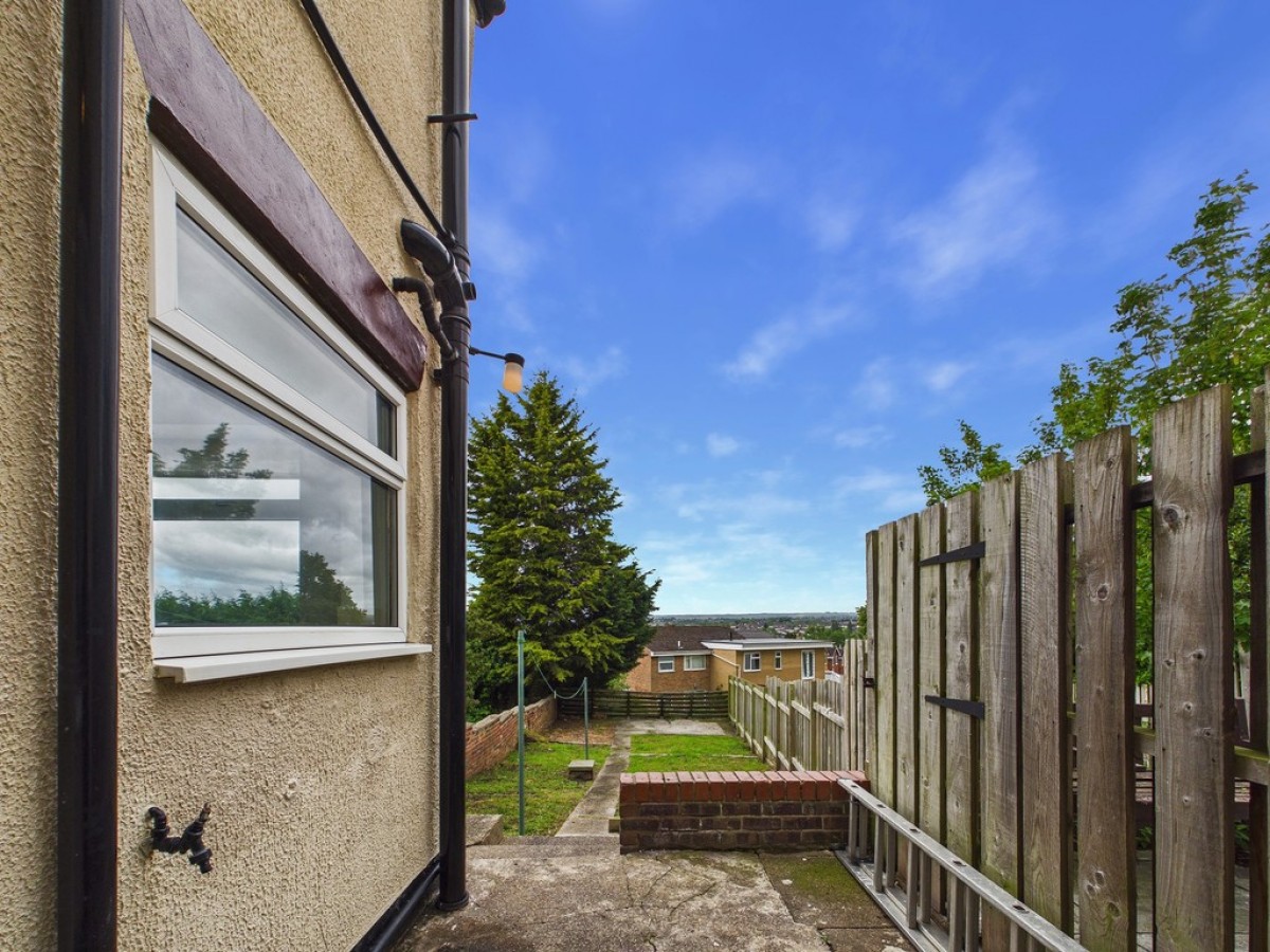 London Street, New Whittington, Chesterfield
