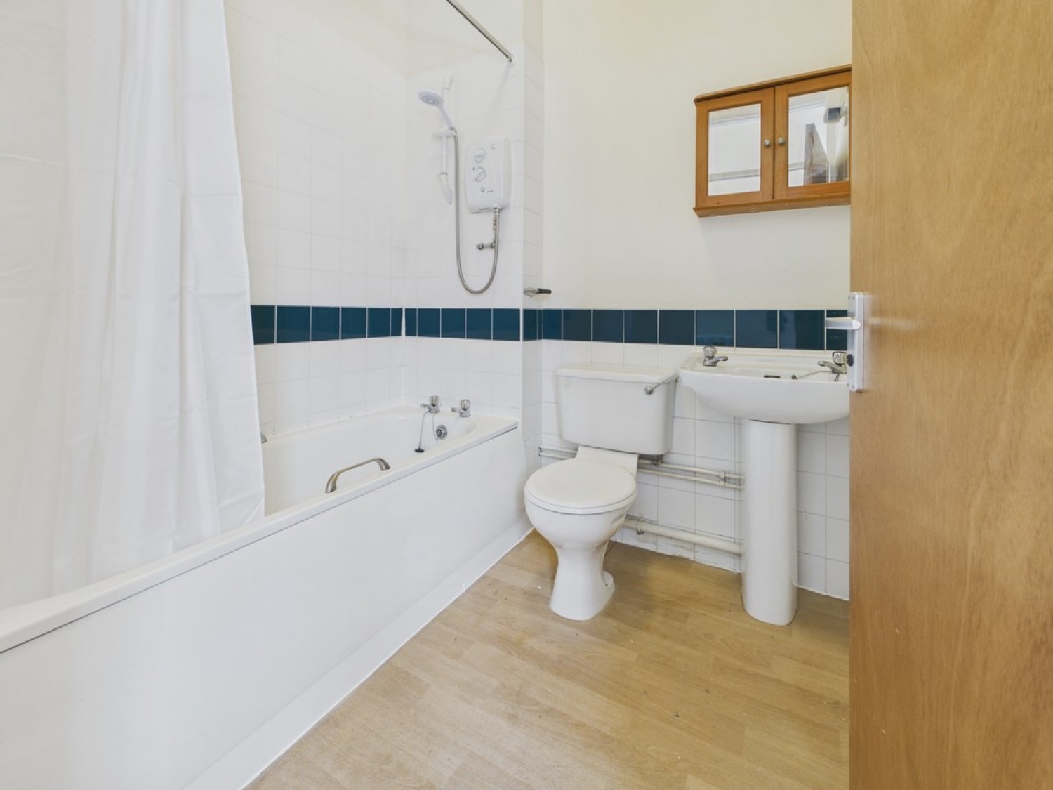 2 bedroom Flat for Letting Manvers Court, Nightingale Close, Newbold