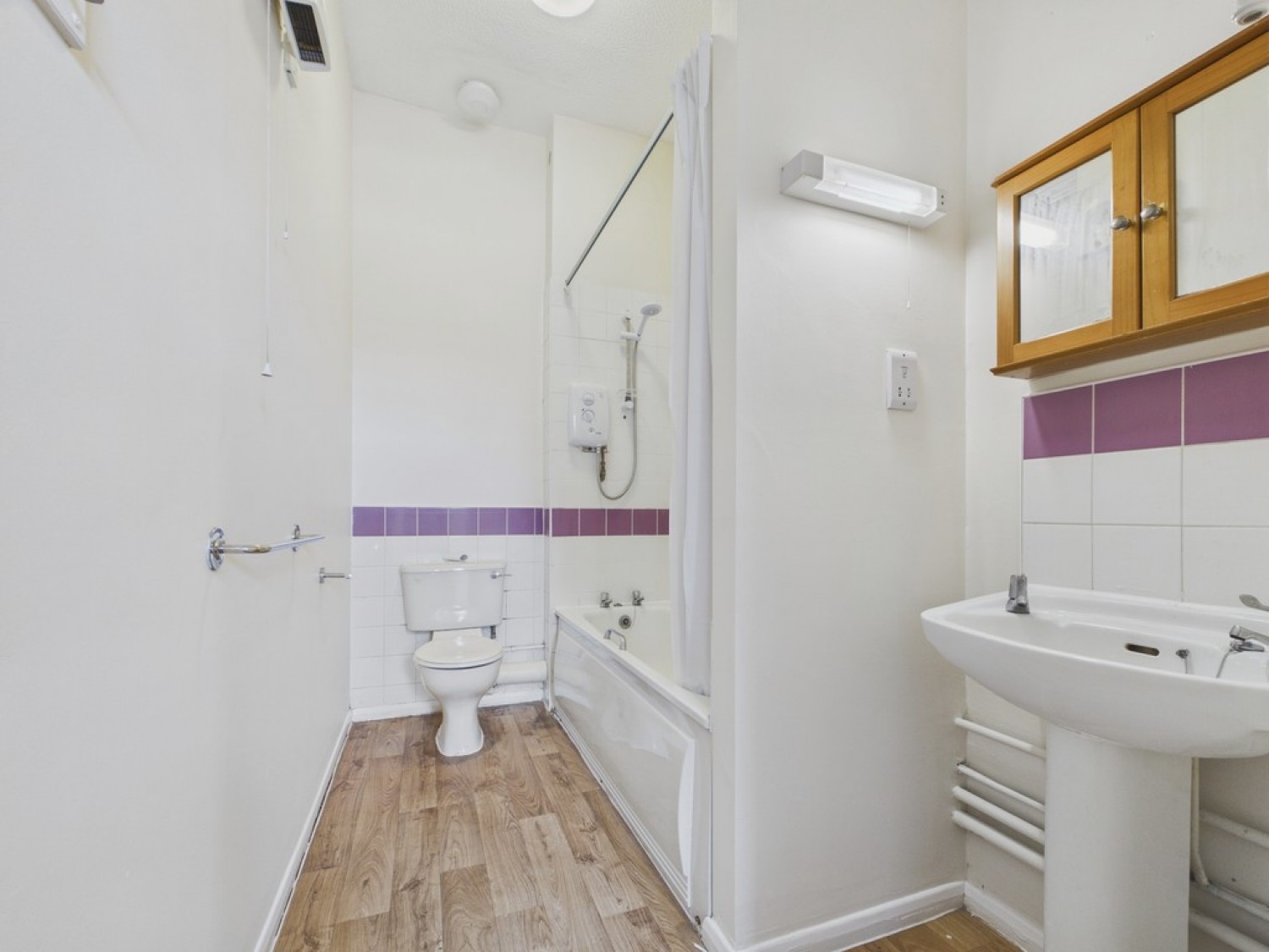 2 bedroom Flat for Letting Manvers Court, Nightingale Close, Chesterfield