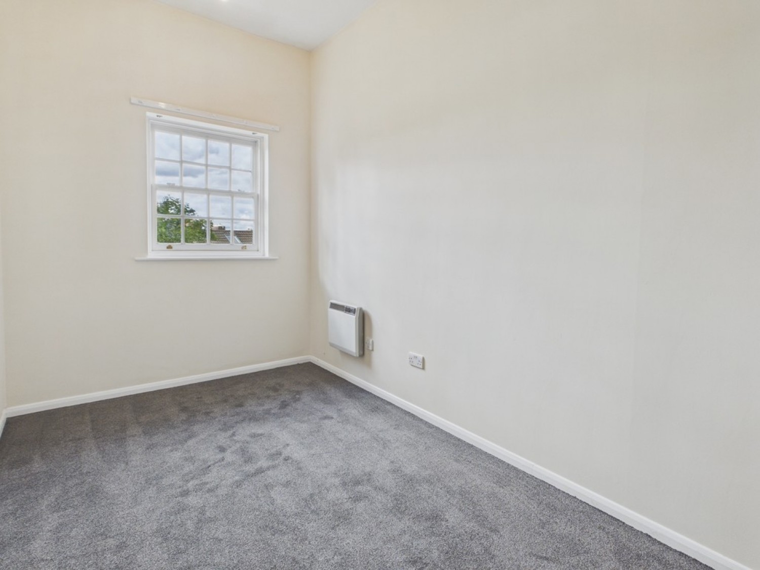 2 bedroom Flat for Letting Manvers Court, Nightingale Close, Chesterfield