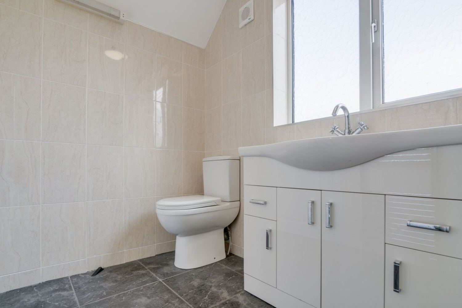 3 bedroom Bungalow for Sale Lisle Road, Broom, Rotherham