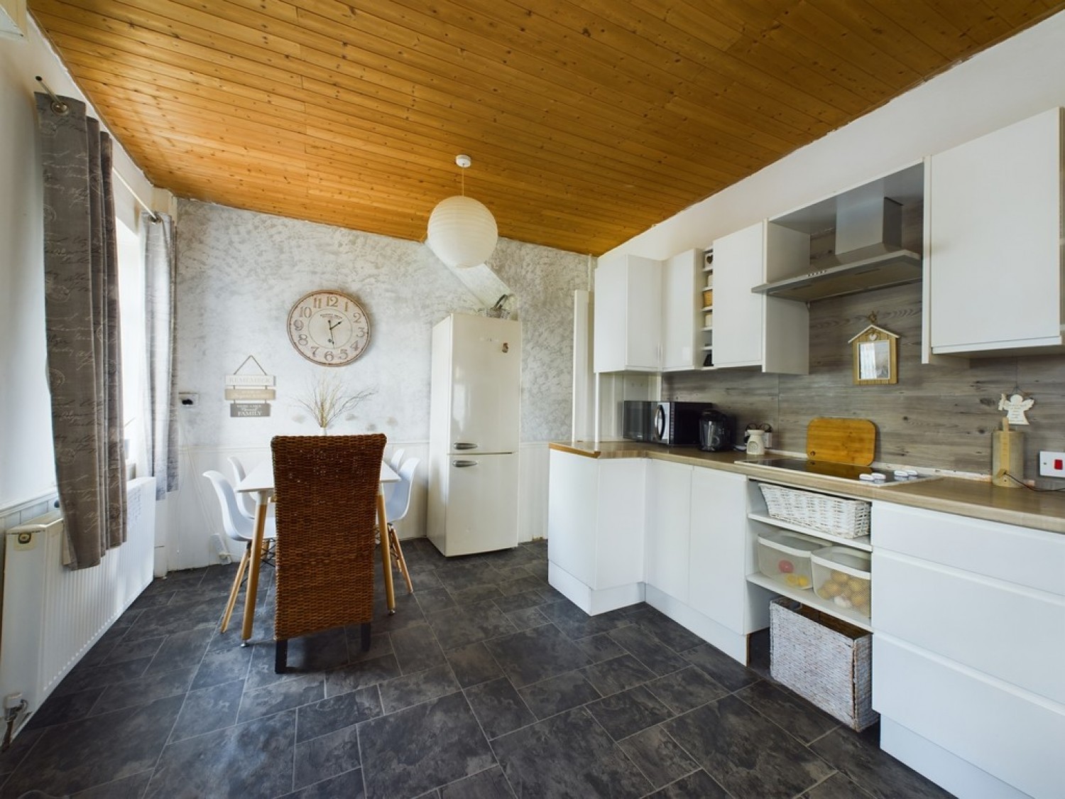 3 bedroom House in Saxon Street, Thurnscoe