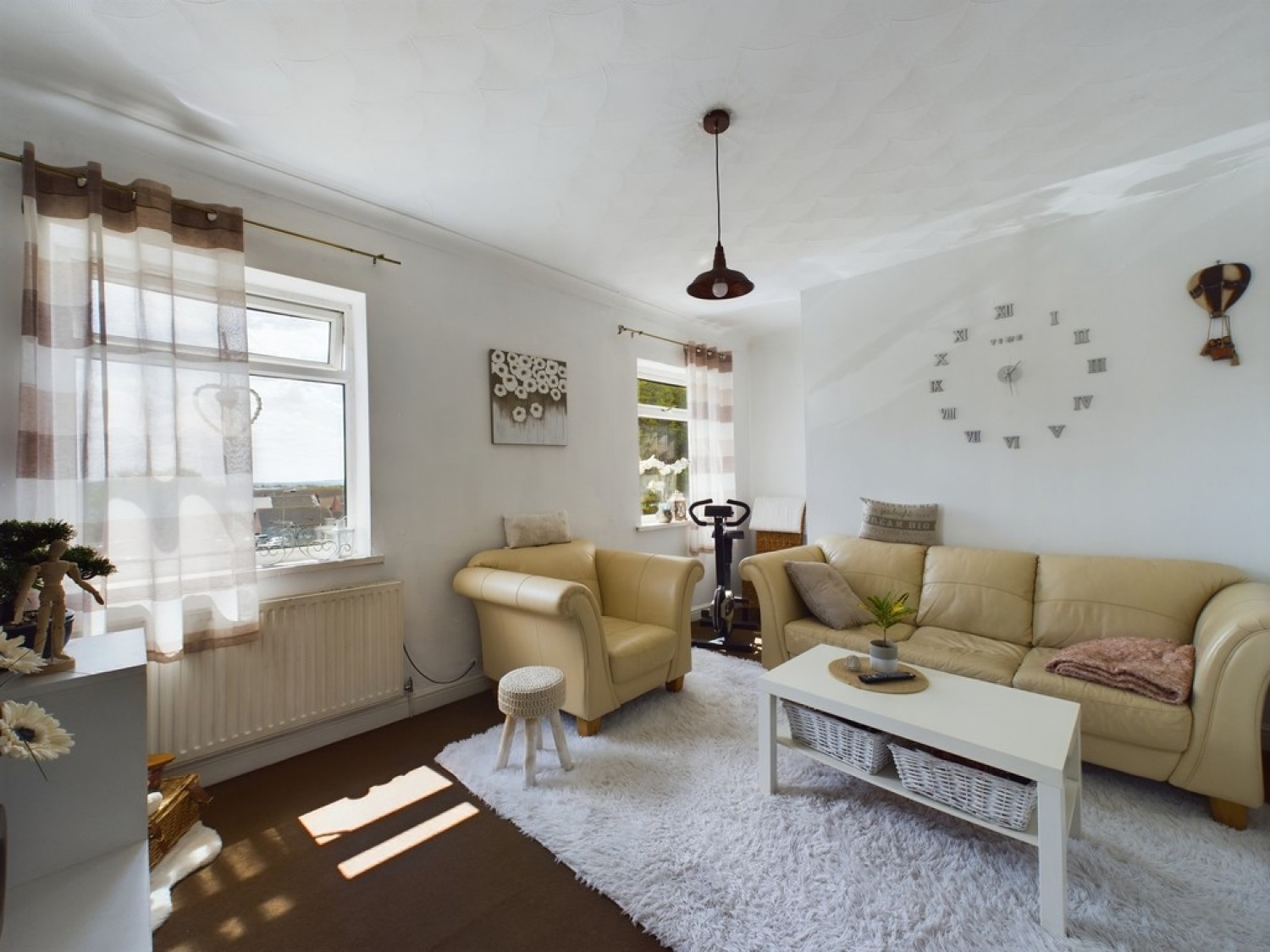 3 bedroom House in Saxon Street, Thurnscoe