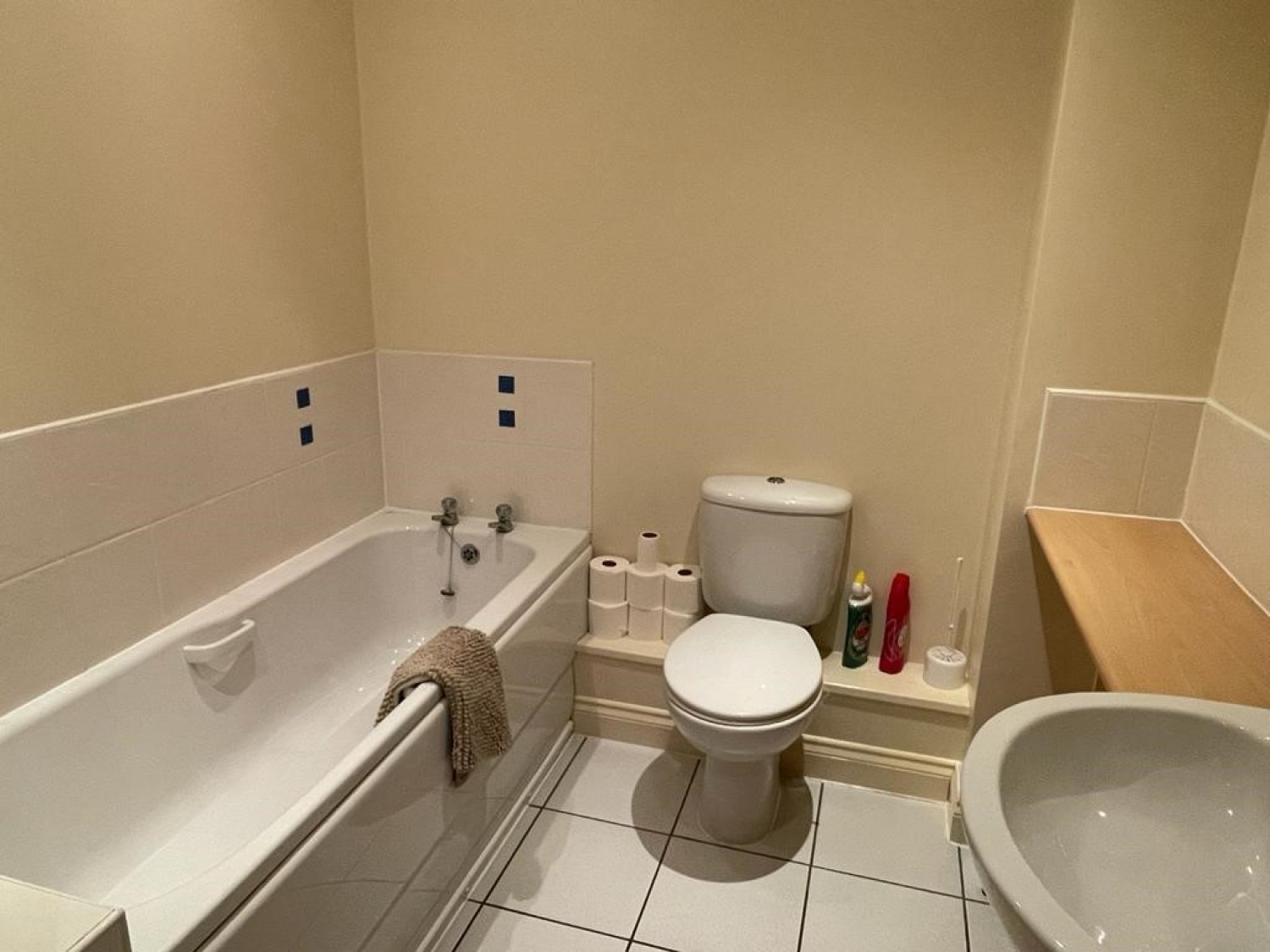 1 bedroom Flat for Letting Grasscroft House, Archdale Close