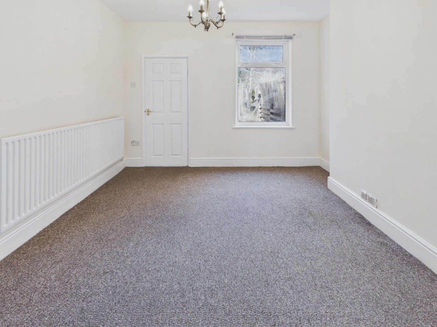 3 bedroom House for Letting William Street, Chesterfield