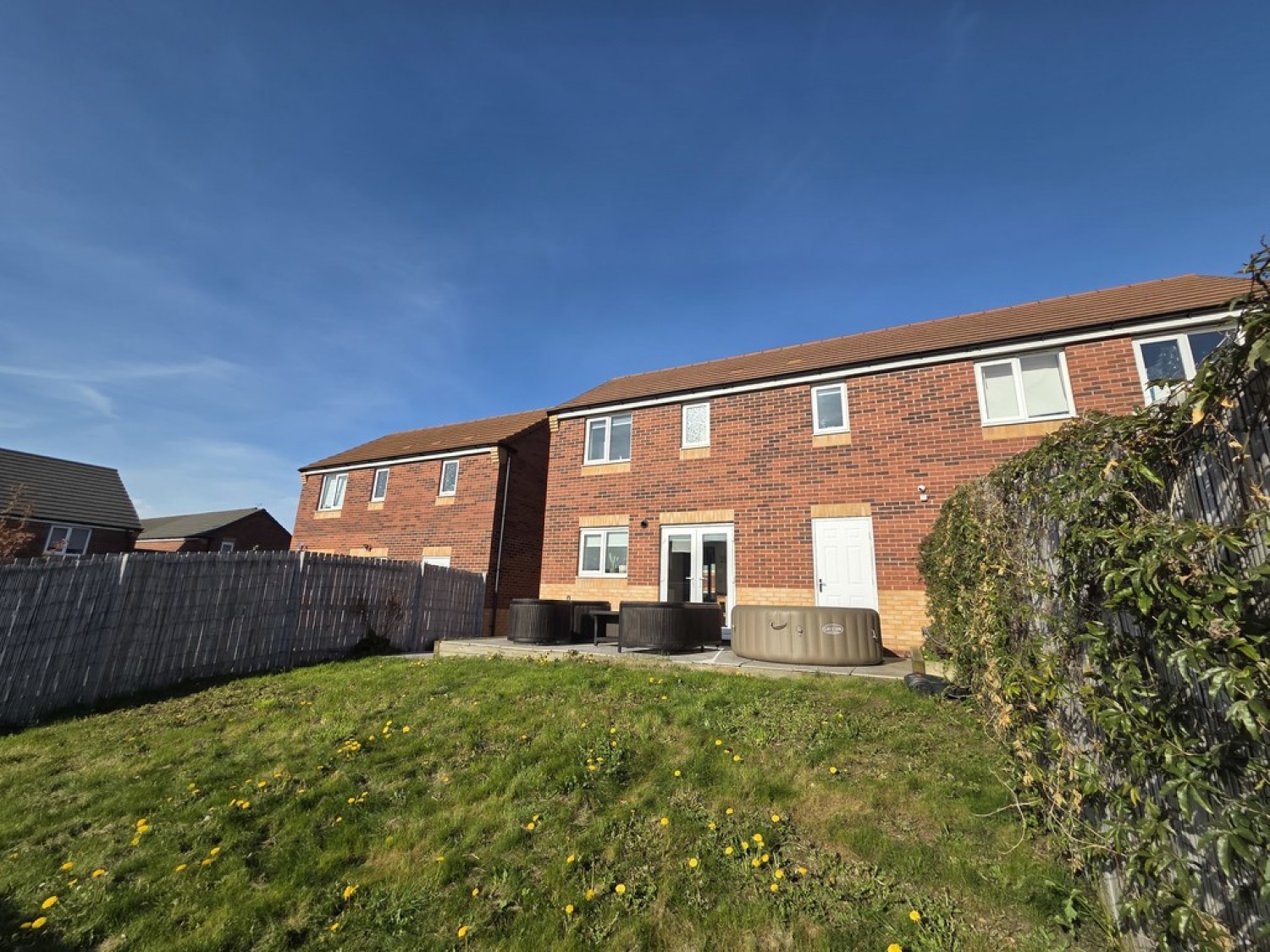 3 bedroom House for Sale Hobson Way, Dalton