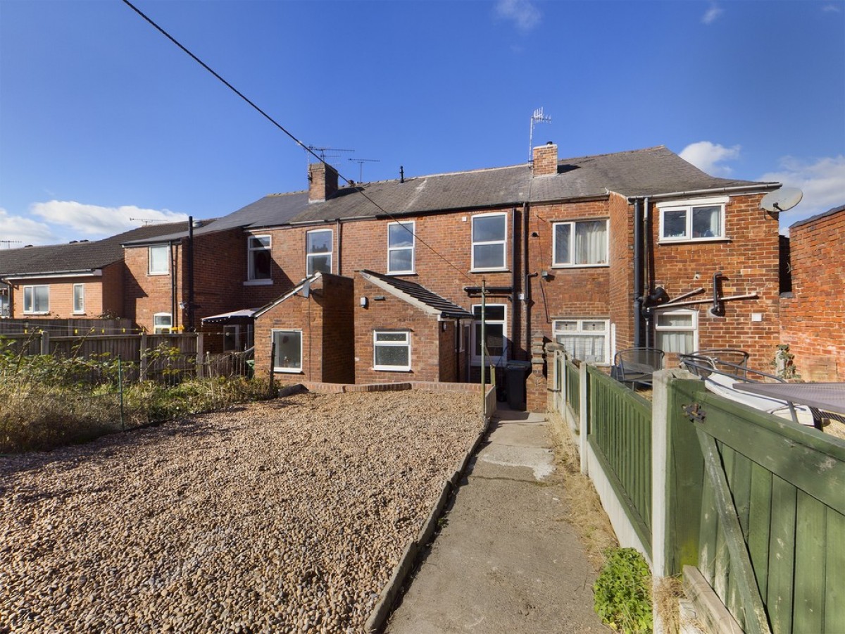Eyre Street East, Hasland