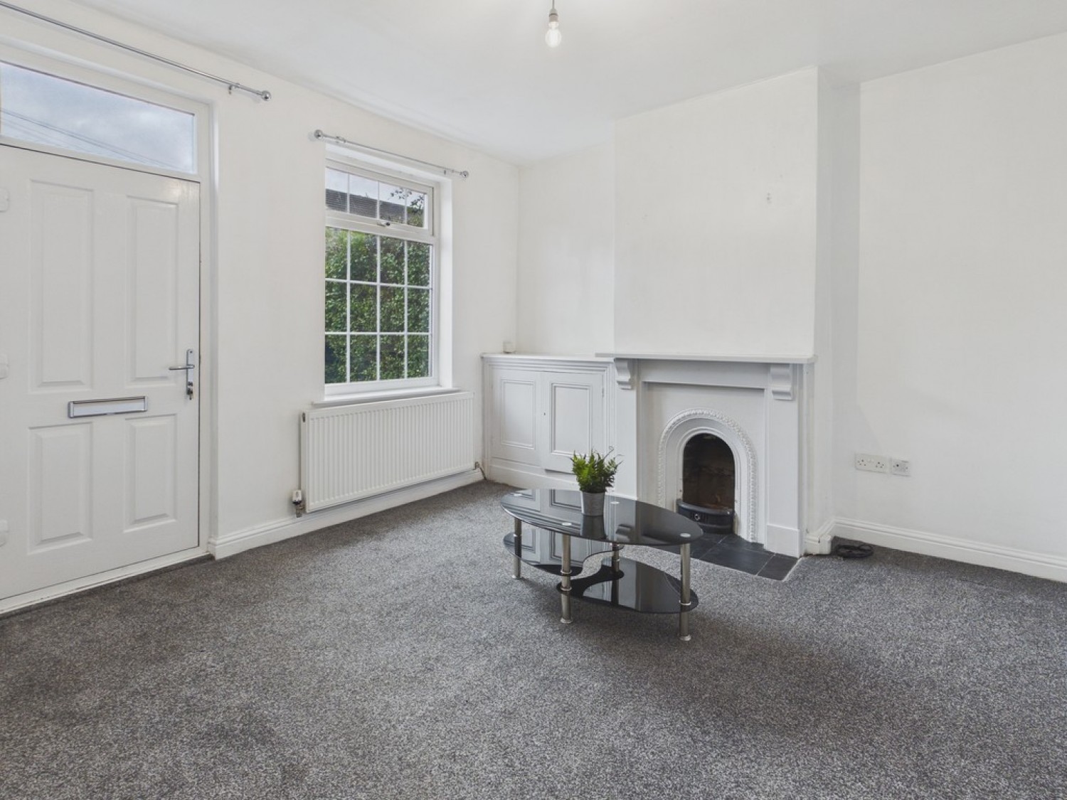 2 bedroom House for Letting Chatsworth Road, Brampton