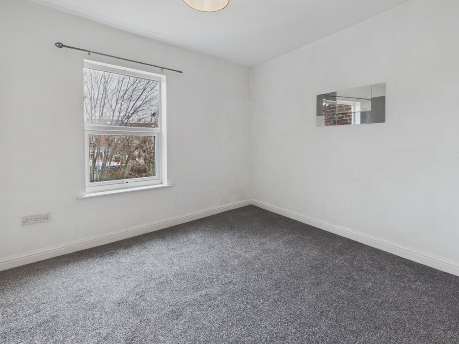 2 bedroom House for Letting Chatsworth Road, Brampton