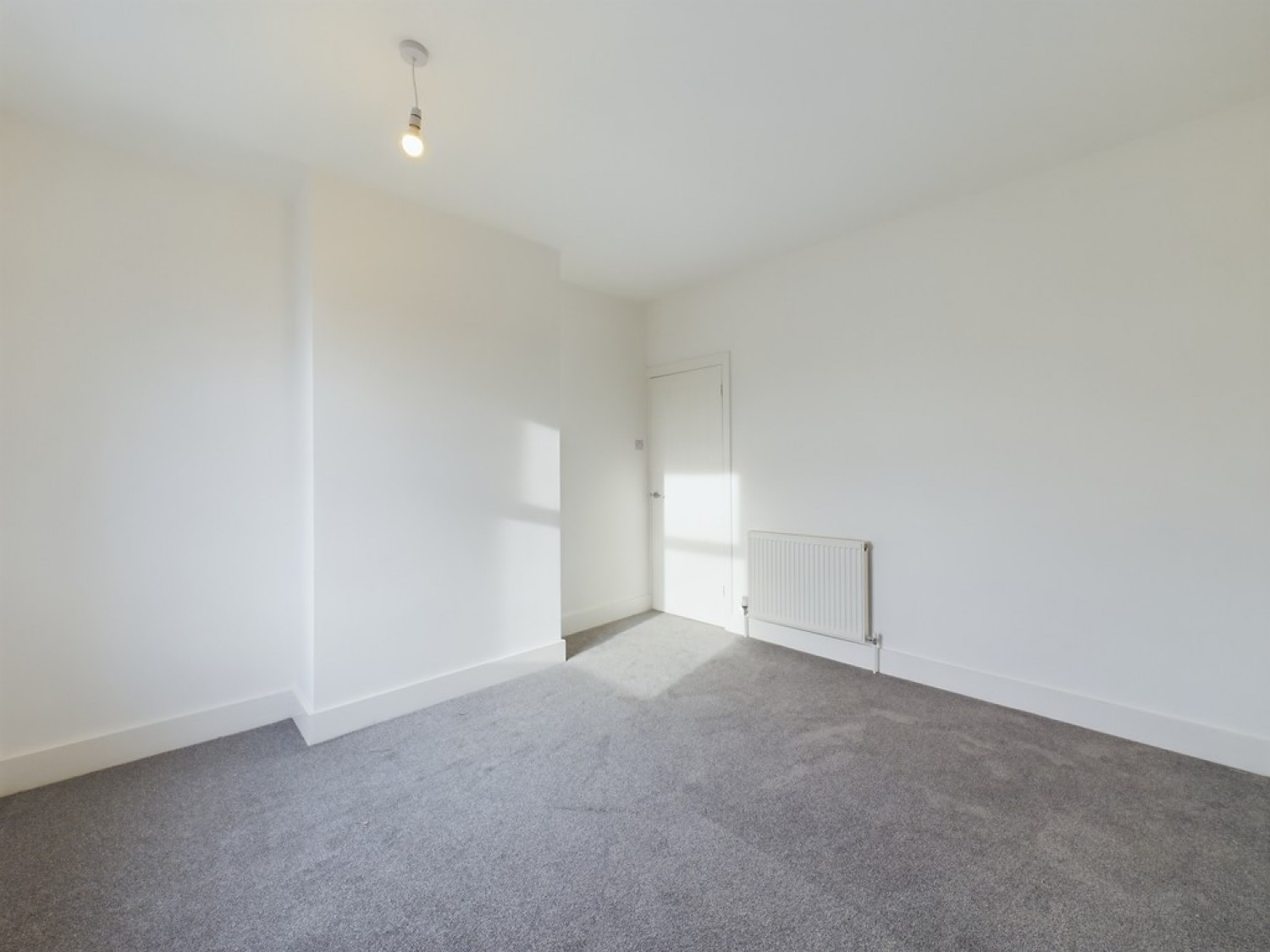 2 bedroom House for Letting Prospect Road, New Whittington