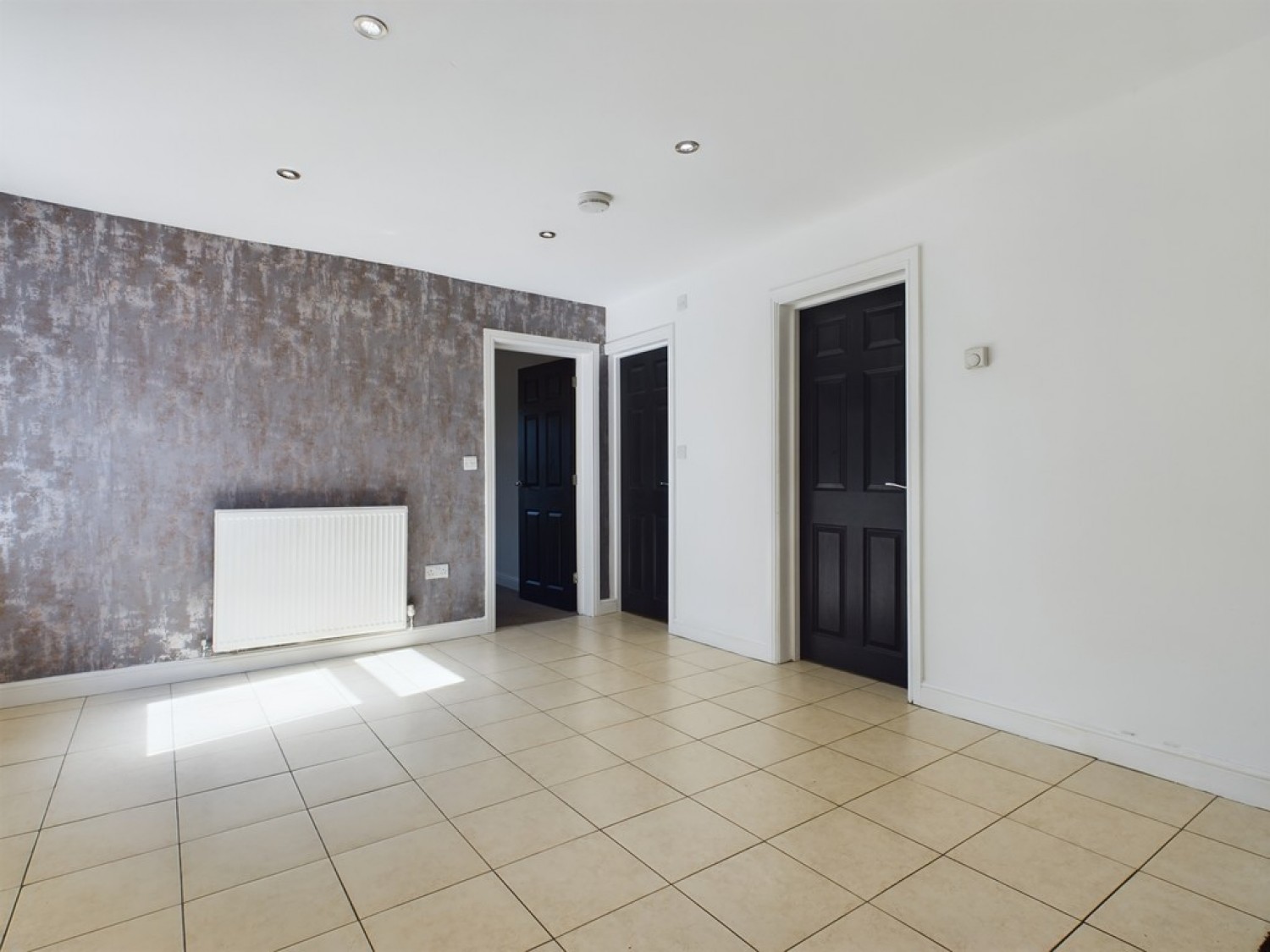 Sheffield Road, Chesterfield, S41