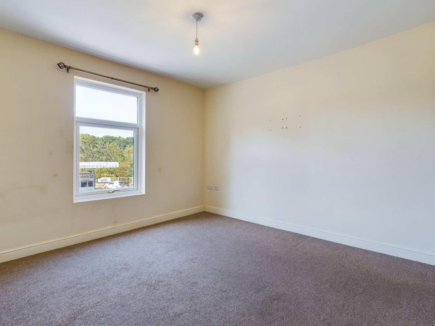 Sheffield Road, Chesterfield, S41