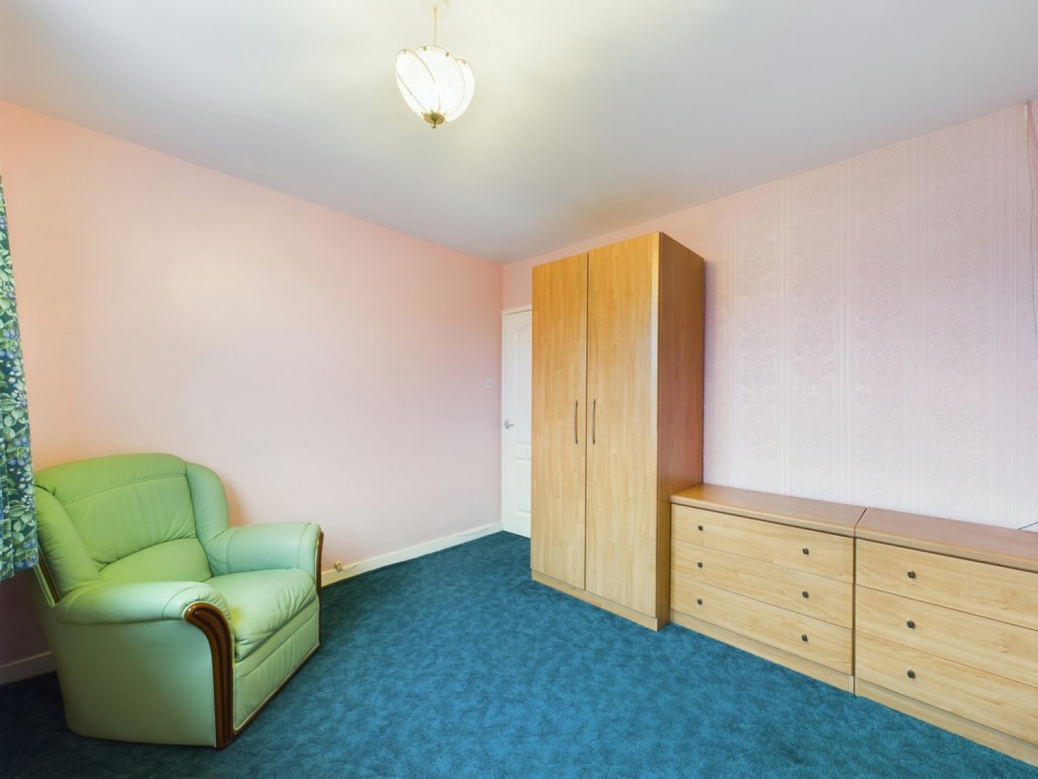 Holyrood Rise, Bramley