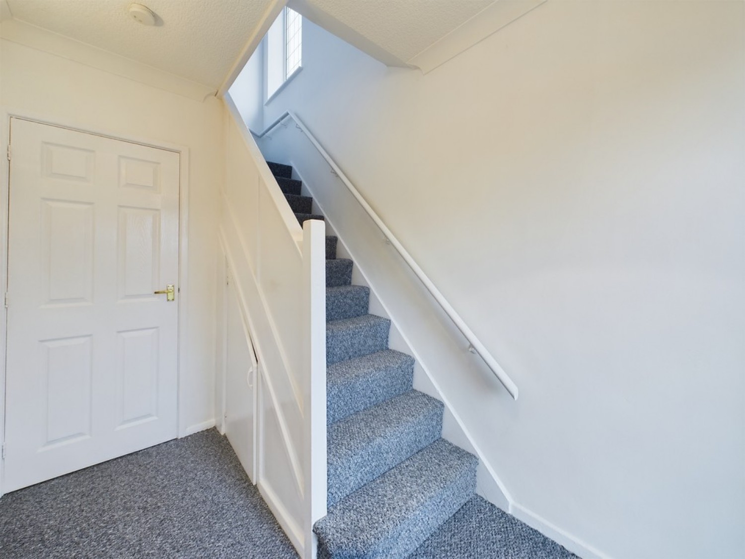 3 bedroom House for Letting The Knoll, Dronfield