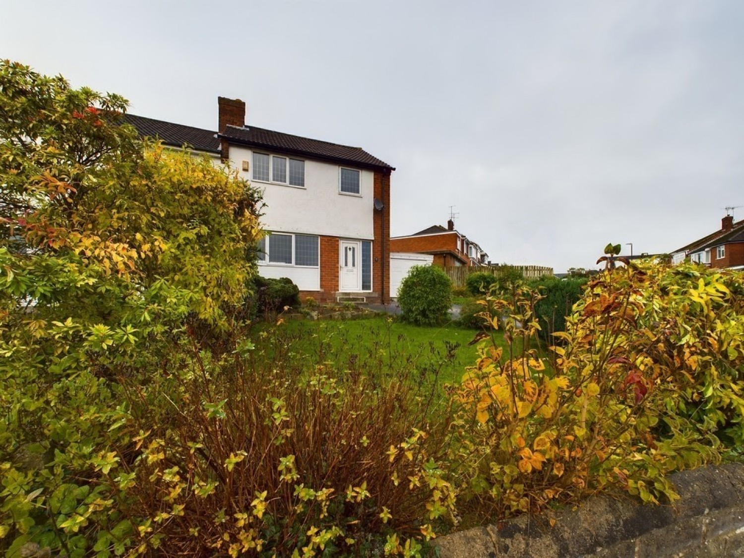 3 bedroom House for Letting The Knoll, Dronfield