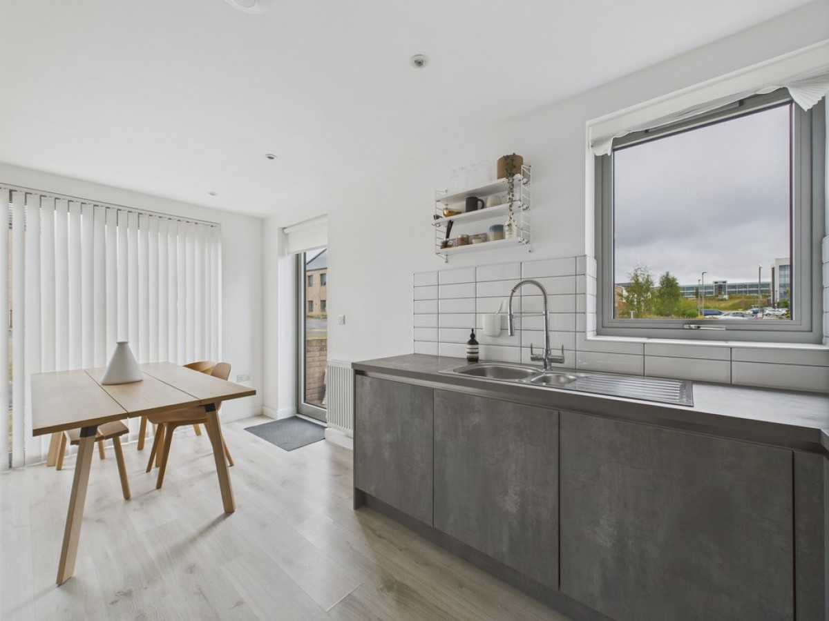 LESCAR ROAD, Waverley