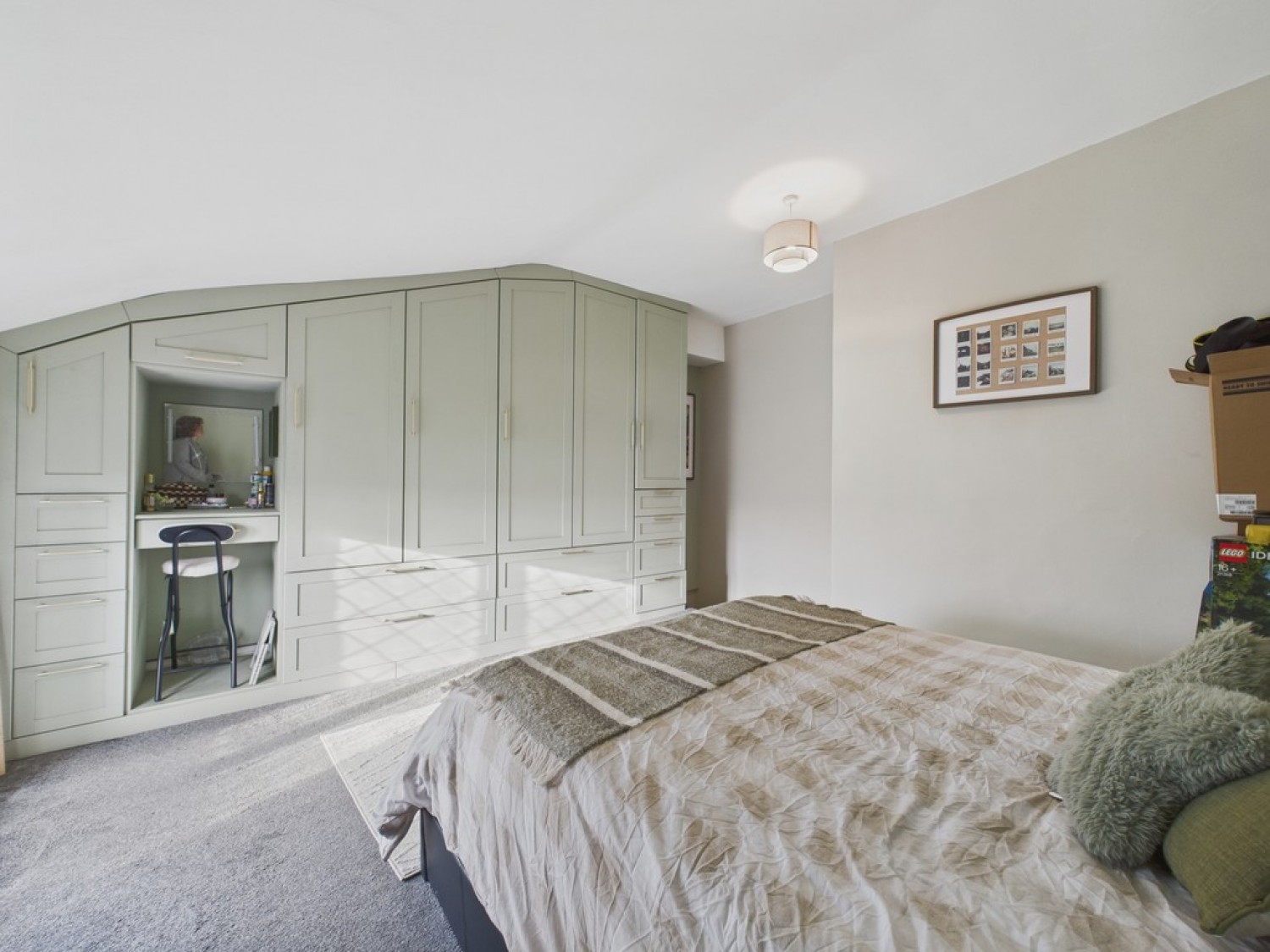 2 bedroom House in Harold Croft, Greasbrough