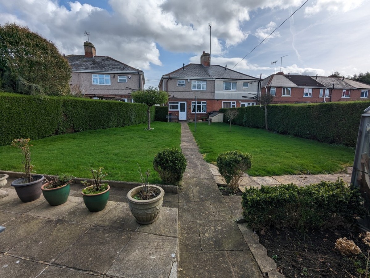 Railway Avenue, Catcliffe