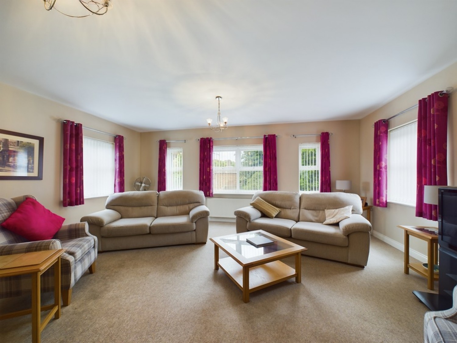 2 bedroom Flat for Sale Moorgate View, Moorgate