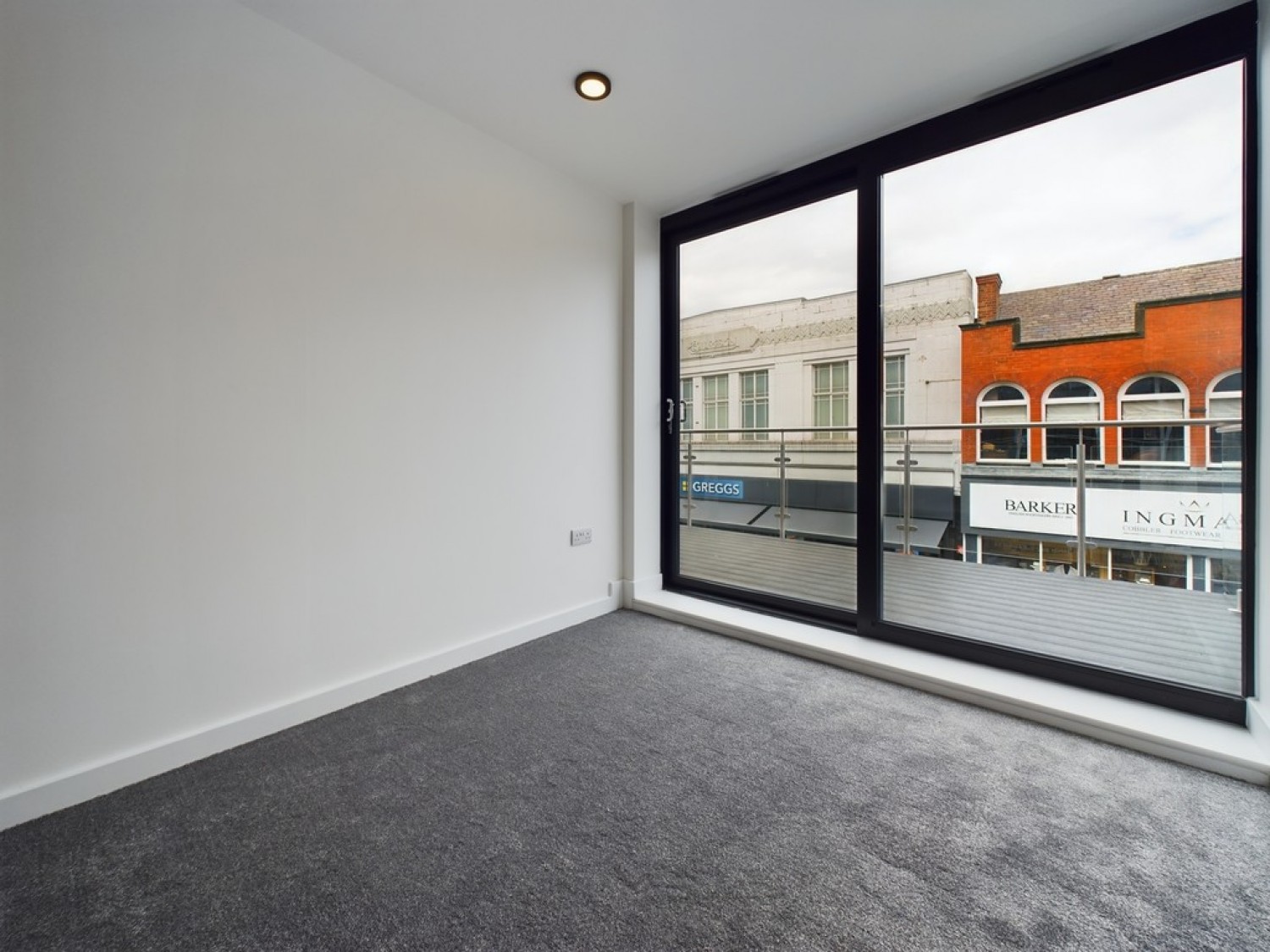 1 bedroom Flat for Letting Burlington House, Chesterfield