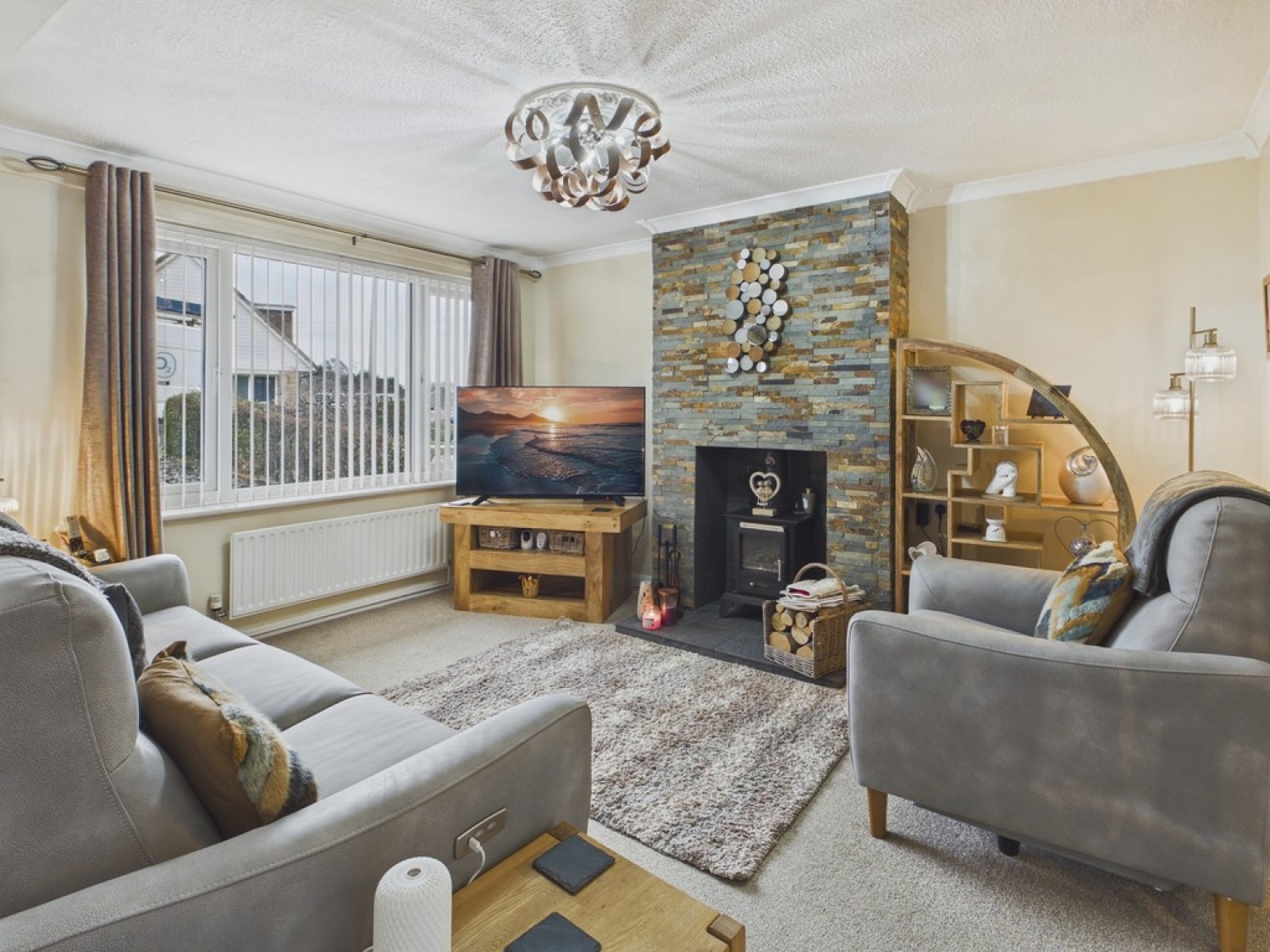 3 bedroom House for Sale Deerpark Crescent, Wingerworth, Chesterfield