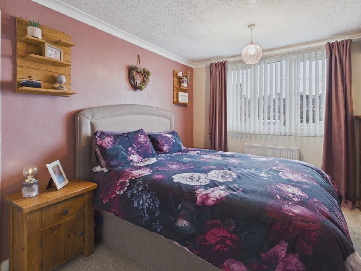 Deerpark Crescent, Wingerworth, Chesterfield