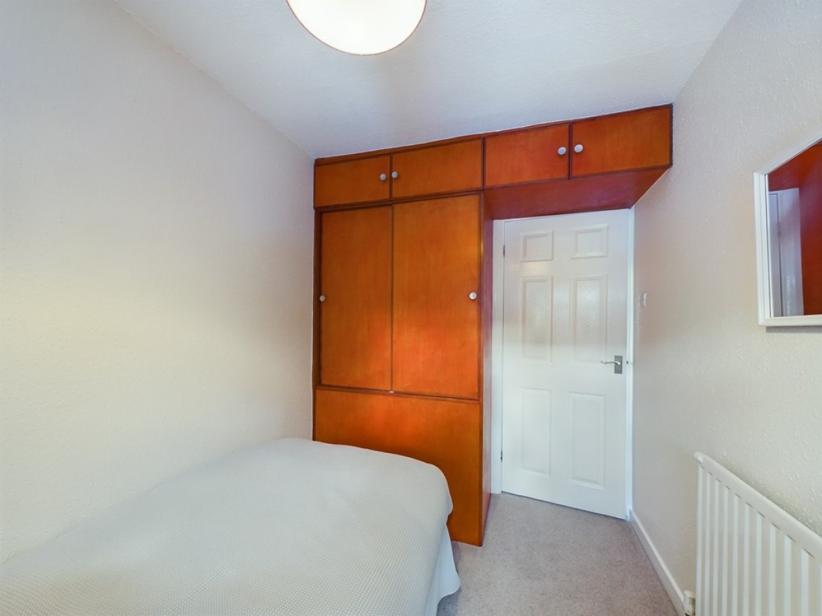 Hall Road, Moorgate