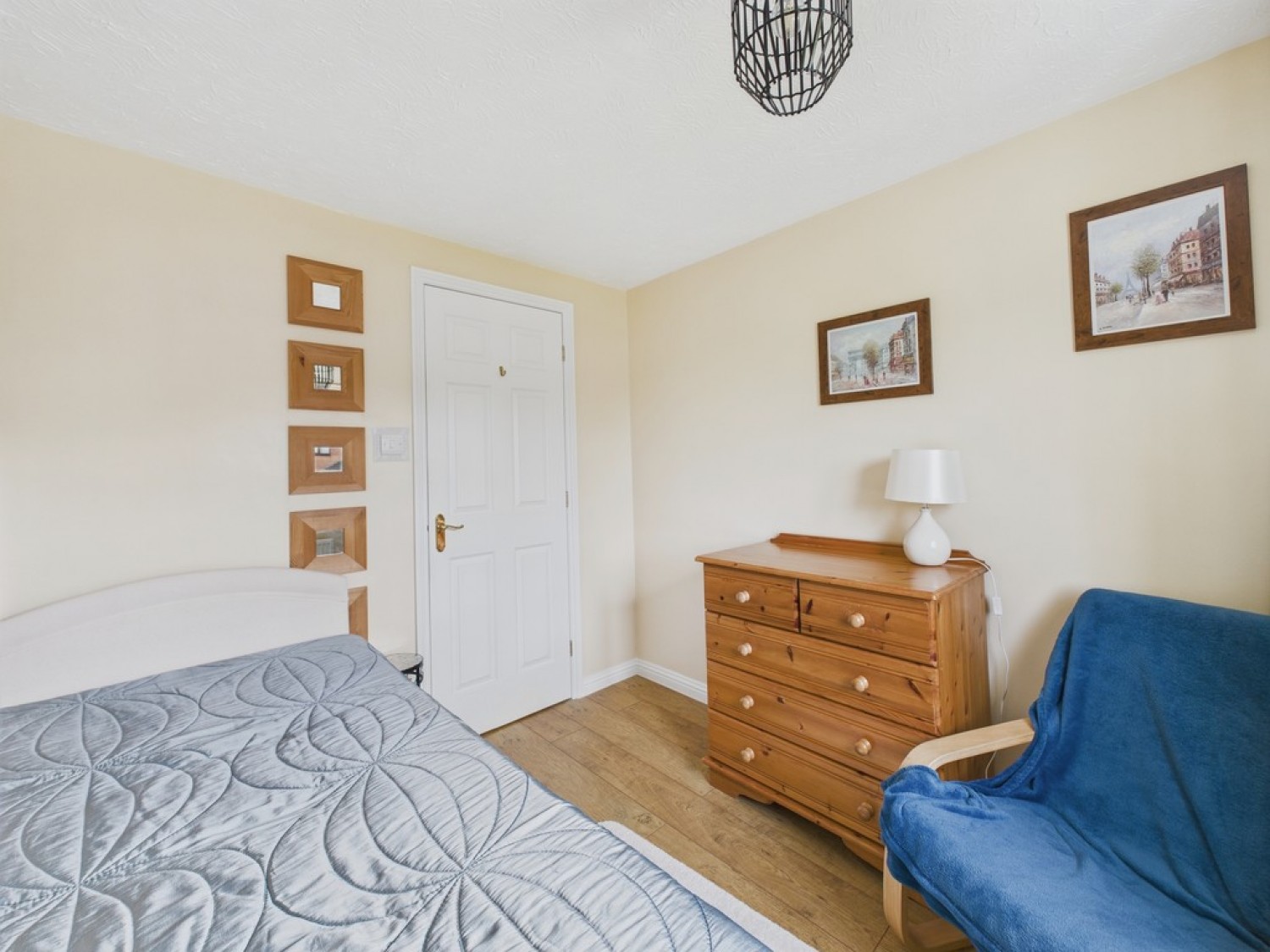 Paddock Drive, Woodlaithes