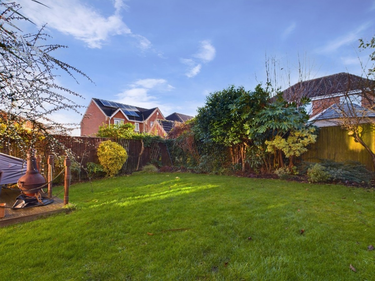 Birstall Close, Upper Newbold, Chesterfield