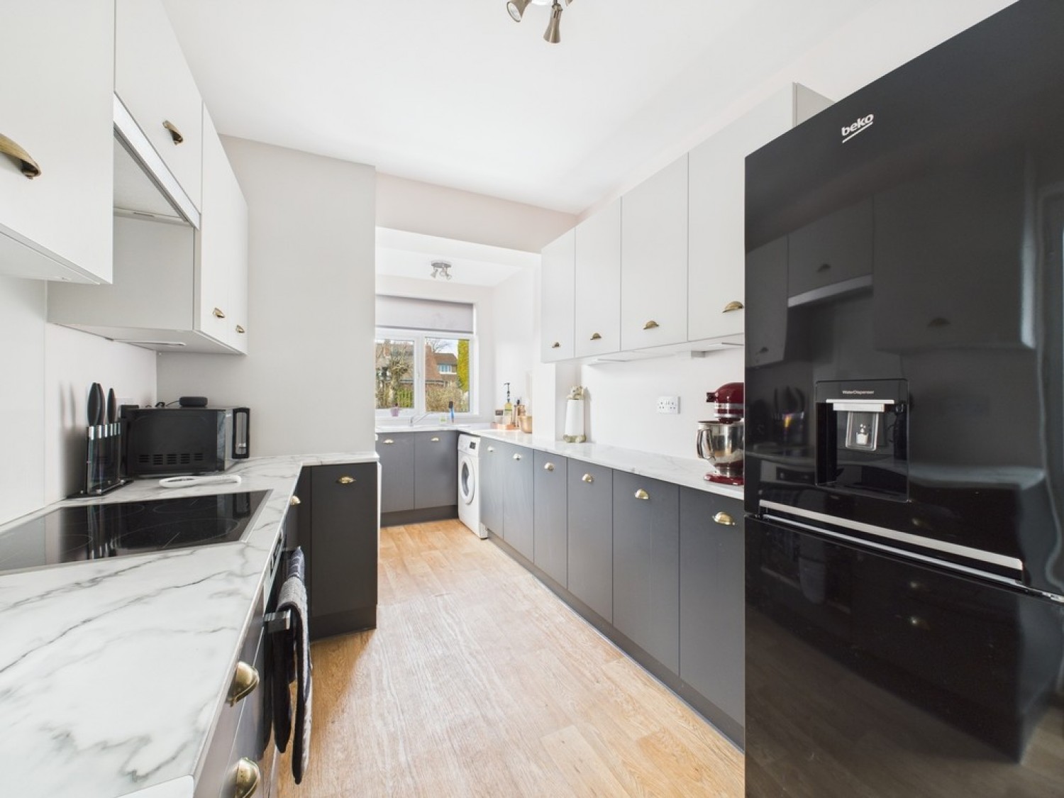 Havercroft Road, Stag