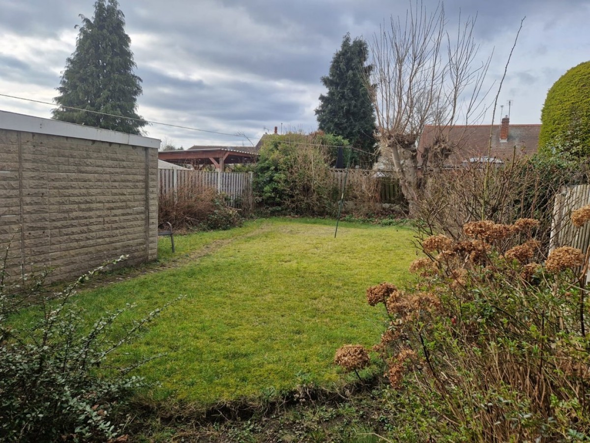 Havercroft Road, Stag