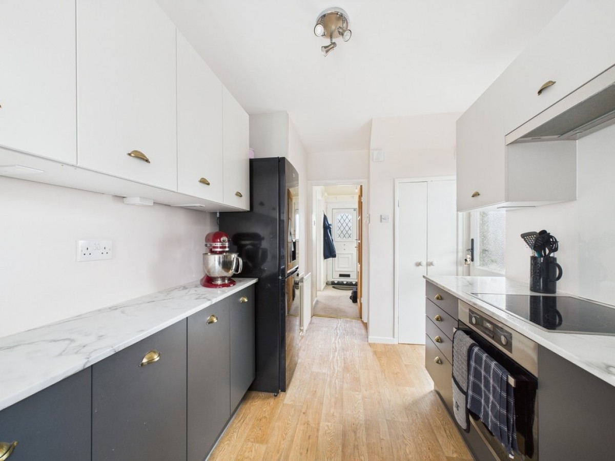 Havercroft Road, Stag
