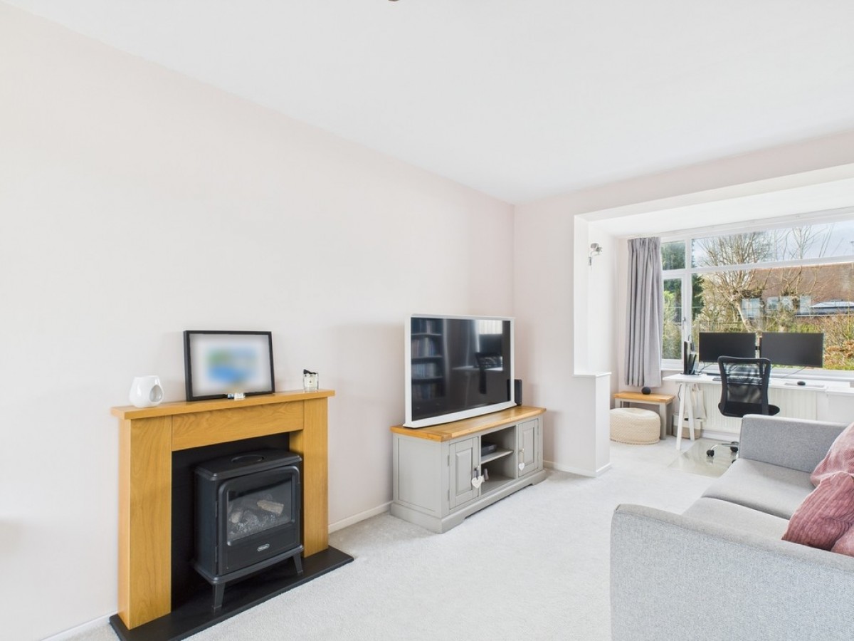 Havercroft Road, Stag