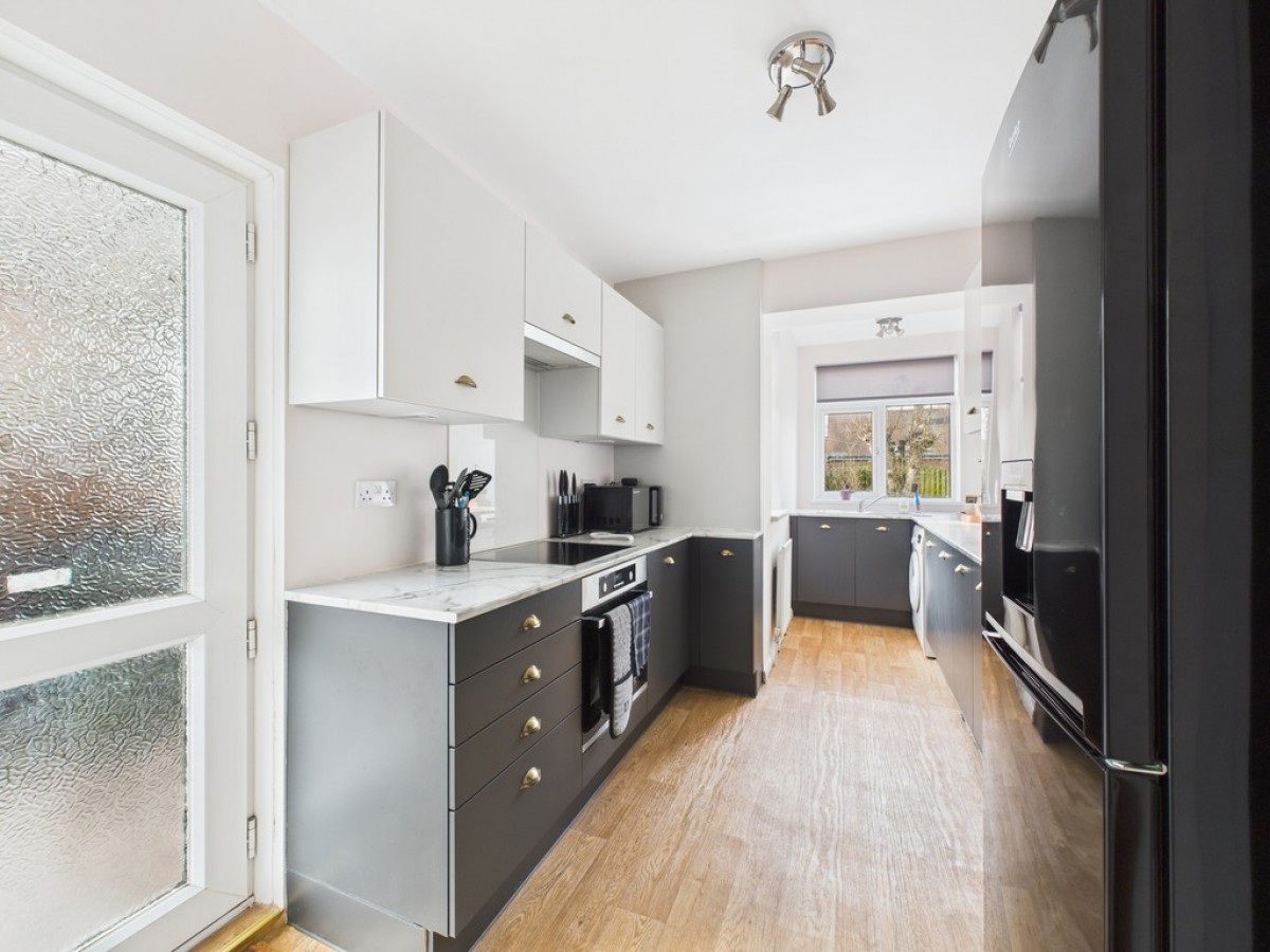 Havercroft Road, Stag