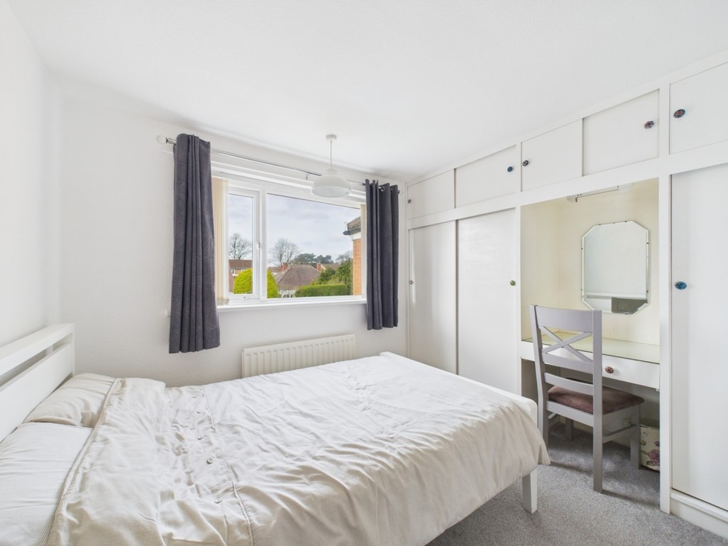 Havercroft Road, Stag