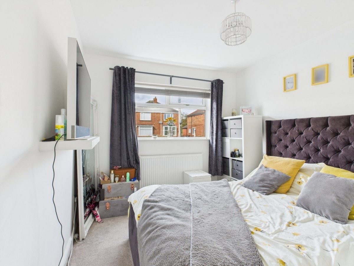 Saville Road, Whiston