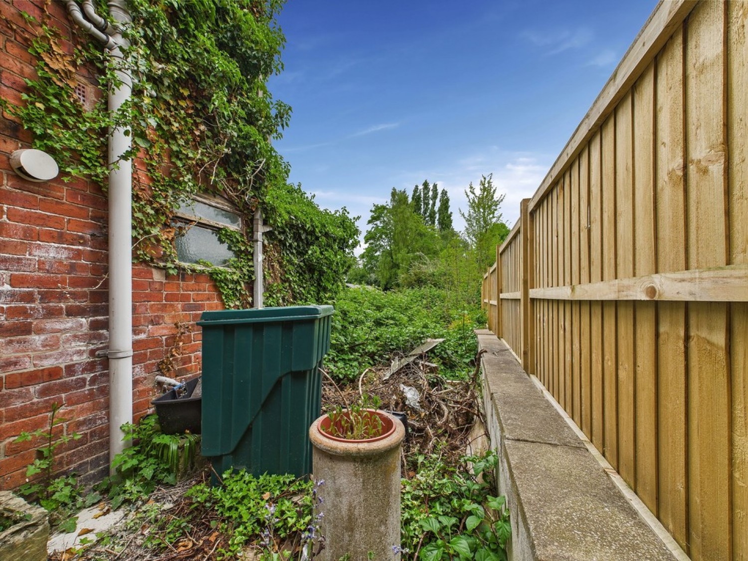 Old Hall Road, Brampton, Chesterfield