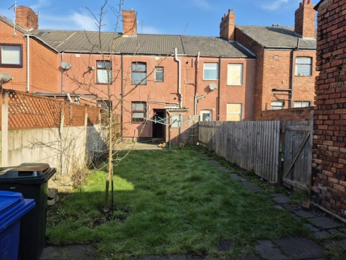 Doncaster Road, Goldthorpe